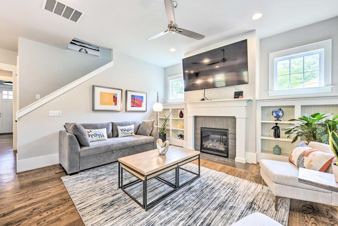 Holiday home Modern About 4 Mi To Downtown!