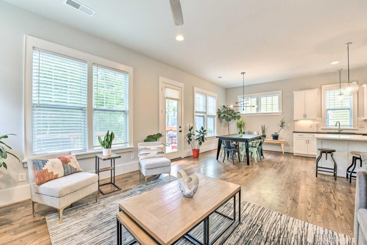 Holiday home Modern About 4 Mi To Downtown!